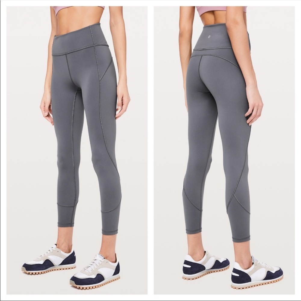 **SOLD 🚫🚫Lululemon in movement tights 25” titan